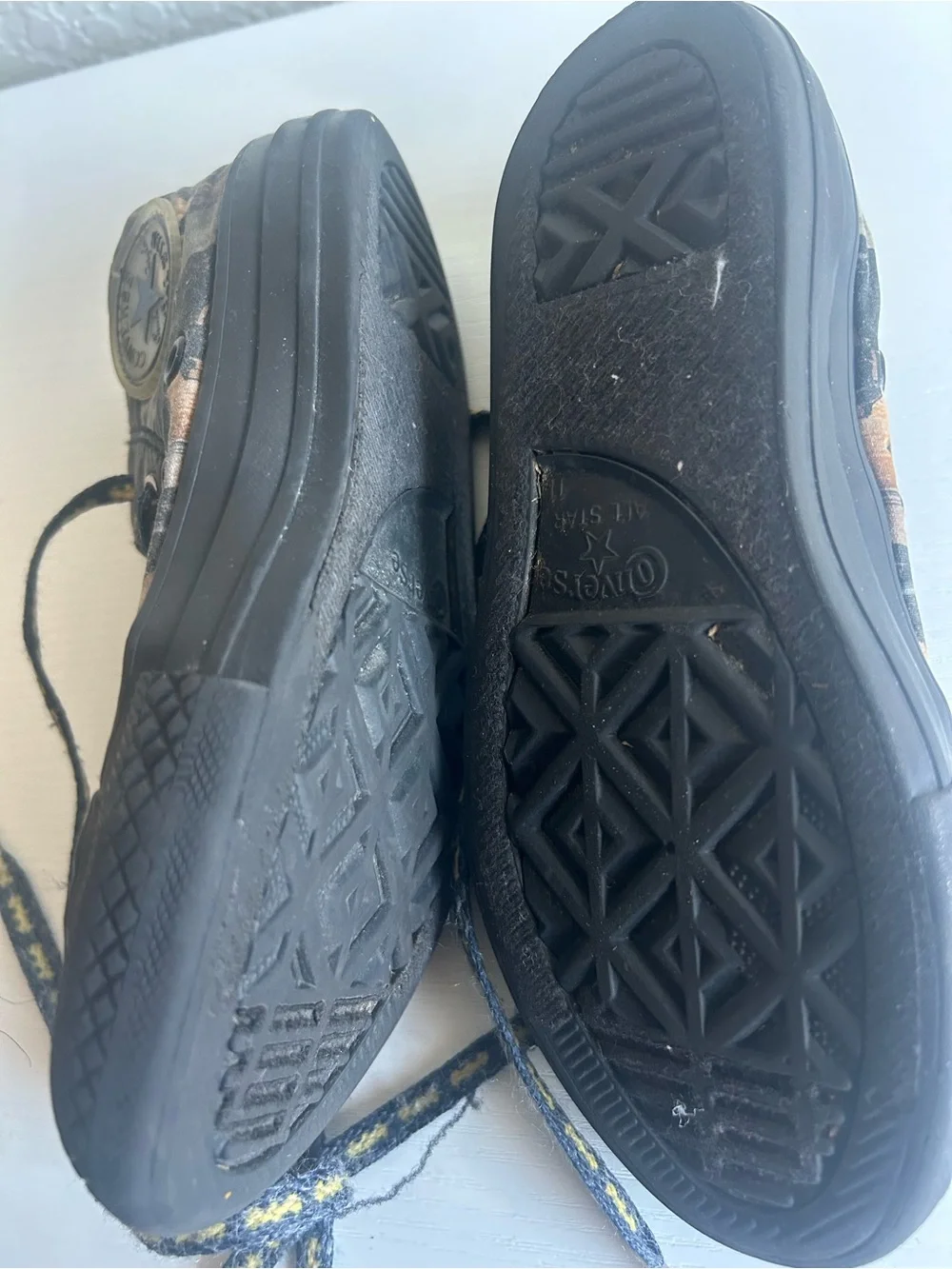 Converse Kids Batman high tops